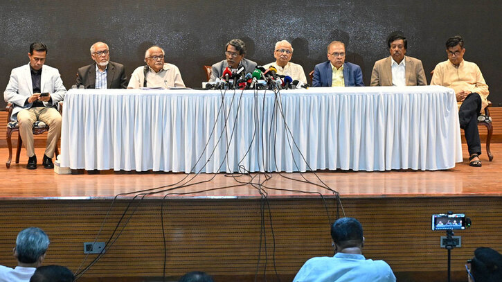 ‘জাতীয় নির্বাচনের দিন বা আগে’ গণভোট করার সুপারিশ ঐকমত্য কমিশনের