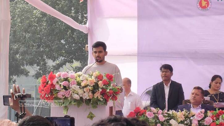 জুলাই-অগাস্টের ‘শহীদদের’ নামে হবে দুই শতাধিক স্টেডিয়াম: আসিফ
