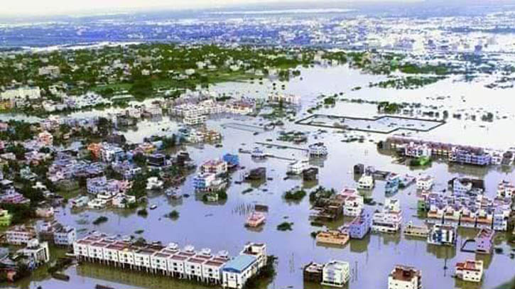 বন্যাকবলিত ৯০ হাজার মানুষ আশ্রয়কেন্দ্রে