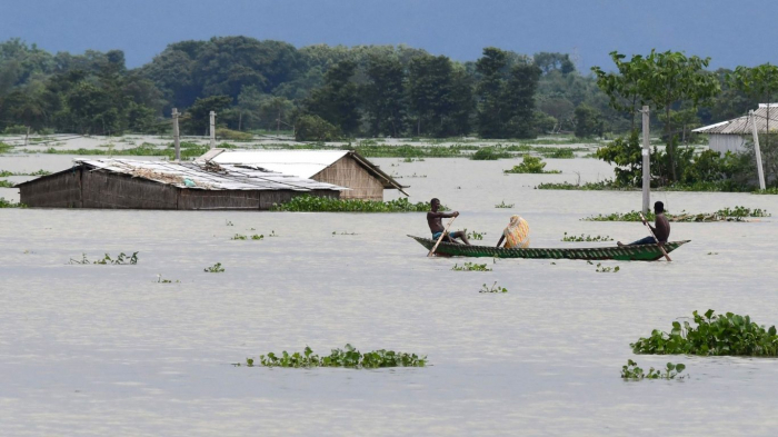 ভারতে উত্তর-পূর্বাঞ্চলীয় রাজ্য আসামের বন্যা পরিস্থিতির আরও অবনতি