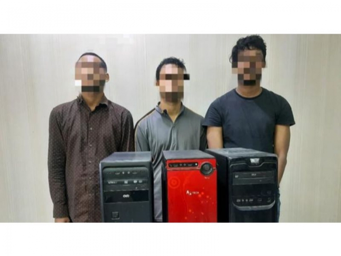 পর্নোগ্রাফিতে জড়িত বিশ্ববিদ্যালয়ের তিন শিক্ষার্থী গ্রেপ্তার