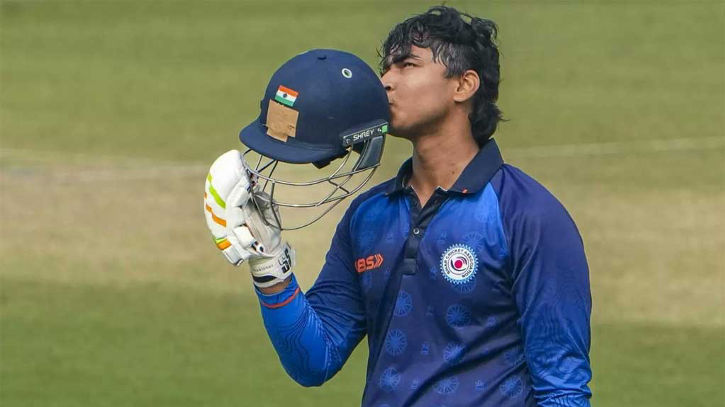 ৩৬ বলে সেঞ্চুরি, ১৫ ছক্কায় ৮৪ বলে ১৯০, অবিশ্বাস্য সুরিয়াভানশি