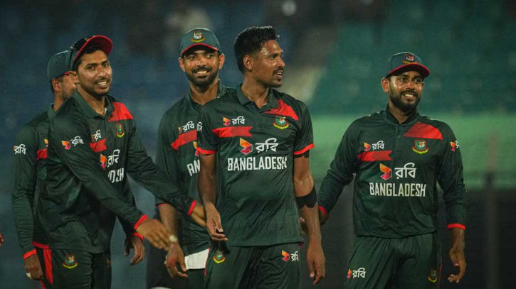 নিউ জিল্যান্ডকে হারিয়ে বাংলাদেশের সিরিজ জয়ের হ্যাটট্রিক