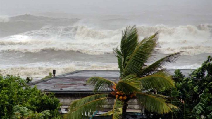 আবার বঙ্গোপসাগরে তৈরি হচ্ছে ভয়ংকর ঘূর্ণিঝড় ‘মান্দাস