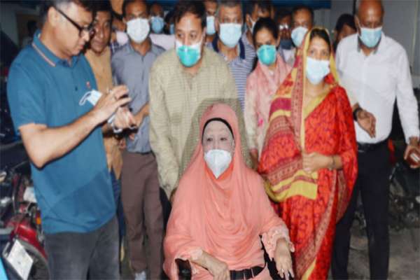 হাসপাতালে ভর্তি হলেন খালেদা জিয়া