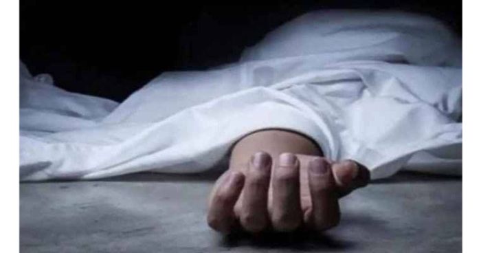 ফেনী মাদরাসা ছাত্রীর গলাকাটা লাশ মিলল বাসার ছাদে!
