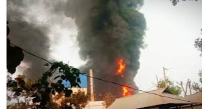 গাজীপুরে কেমিক্যাল কারখানায় আগুন, নিয়ন্ত্রণে ৫ ইউনিট
