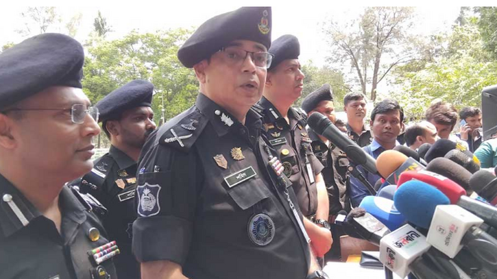 চারুকলায় নিরাপত্তার ঘাটতি ছিল কিনা, তদন্ত হচ্ছে: র‌্যাব প্রধান