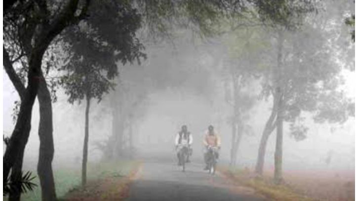 প্রবল হিমবাহে কাঁপছে তেঁতুলিয়া
