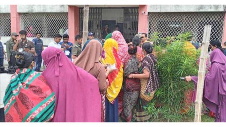 কুমিল্লা সিটি নির্বাচনের ভোট শুরু