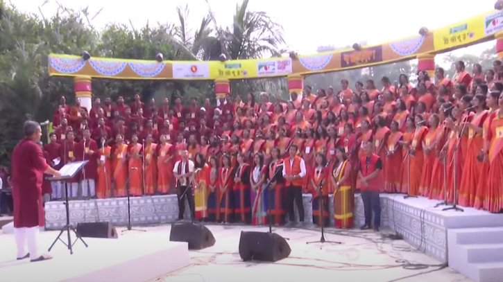 ছায়ানটের বর্ষবরণের সমাপ্তি, গাজায় নিহতদের স্মরণে এক মিনিট নীরবতা