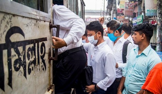 করোনাভাইরাসের সংক্রমণ বৃদ্ধির ফলে ১৮ দফা নির্দেশনা জারি