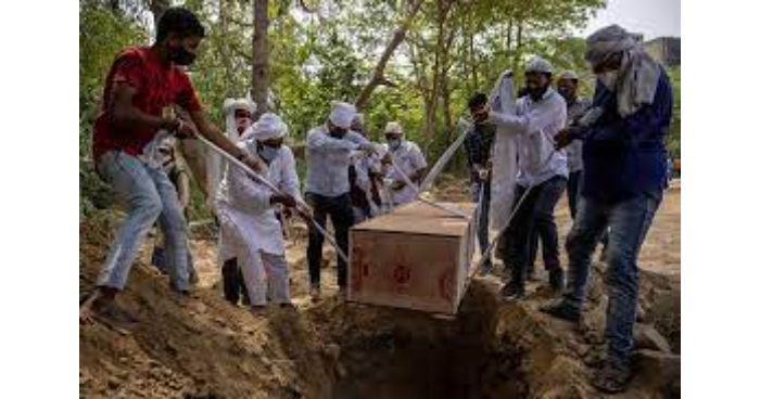 ভারতে আক্রান্ত দুই লাখের নিচে, মৃত্যু আরও ৩৫১১