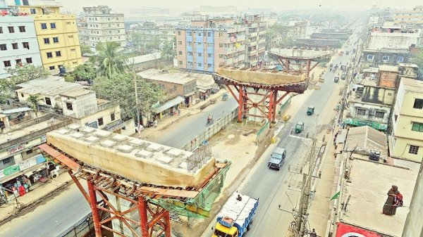 চট্টগ্রামের প্রথম এলিভেটেড এক্সপ্রেসওয়ের কাজ পুরোদমে চলছে