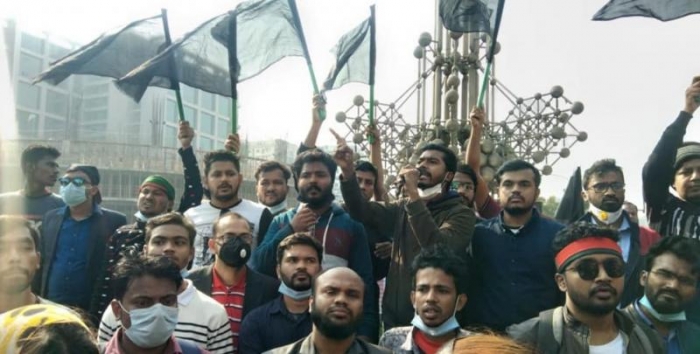 ভোটাধিকার ফিরিয়ে আনার জন্য রক্ত দিতে হবে: নুর