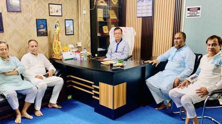 জনসমাগমস্থলে বখাটেপনা করলেই সাংগঠনিক ব্যবস্থা