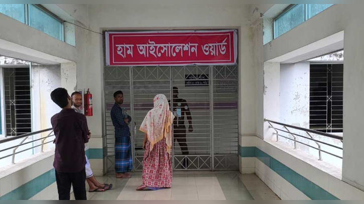 হামের টিকা আছে, ‘সিরিঞ্জ নেই’