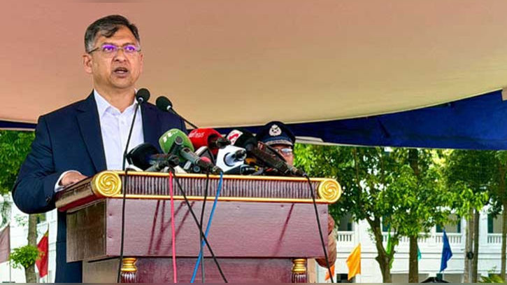 এই পোশাকে পুলিশ সন্তুষ্ট নয়: স্বরাষ্ট্রমন্ত্রী