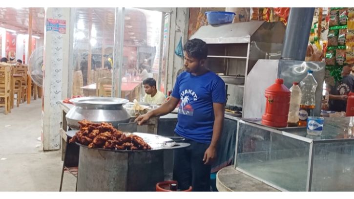 আজ থেকে কুয়াকাটার সব খাবার হোটেল বন্ধ ঘোষণা