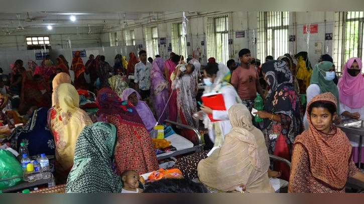 উচ্চ ঝুঁকির ৩০ উপজেলা ও পৌর এলাকায় রোববার থেকে হামের জরুরি টিকা