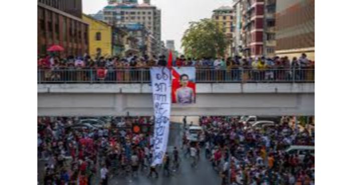 হুঁশিয়ারি পাত্তা দিলো না জনতা, মিয়ানমারে রাস্তায় ফের বিক্ষোভ