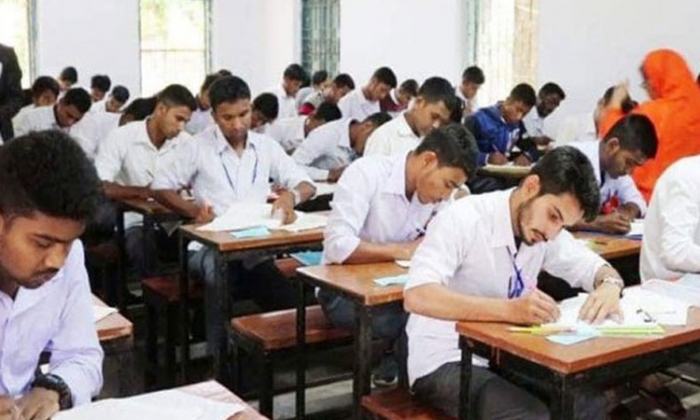 এইচএসসি পরীক্ষা  প্রসঙ্গে আন্তঃশিক্ষা বোর্ডের ৩ পরামর্শ