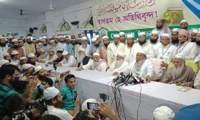 হেফাজতের নতুন আমির বাবুনগরী, শফীর অনুসারীদের বিরোধিতা