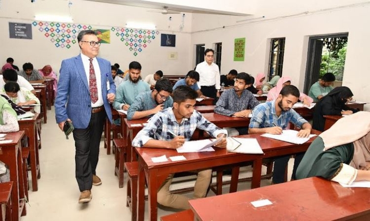 শিক্ষার্থীদের মেধা যাচাইয়ে ভর্তি পরীক্ষার বিকল্প নেই