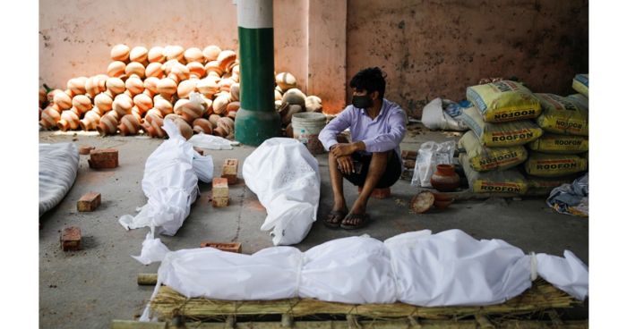 ভারতে গত ১দিনে করোনায় ৪ হাজার মৃত্যু
