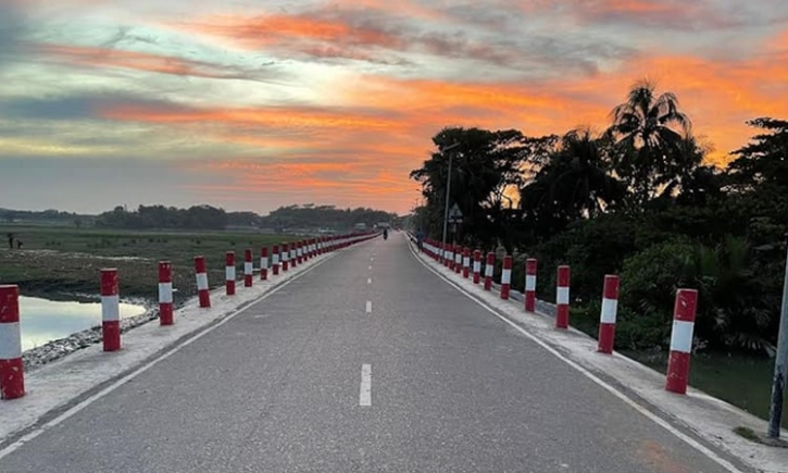 দেড়শ কিলোমিটার আঞ্চলিক মহাসড়ক ভোলাবাসীর ভাগ্য বদলে দিয়েছে