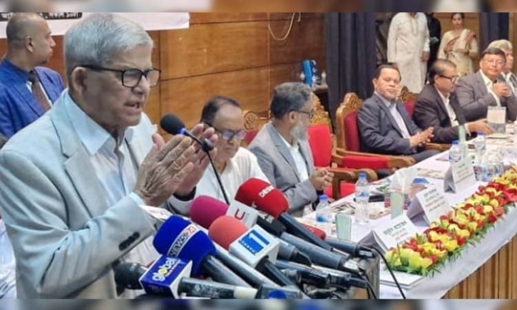 রাজনৈতিক অনৈক্যে দেশ গড়ার বড় সুযোগ নষ্ট হচ্ছে : মির্জা ফখরুল