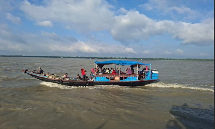 দুবলার চরে তিন দিনব্যাপী রাসমেলা শুরু