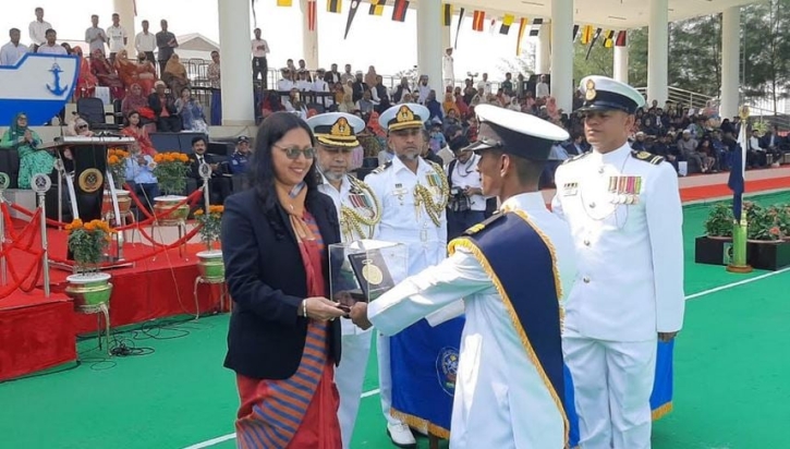 বরিশাল মেরিন একাডেমিতে শিক্ষা সমাপনী কুচকাওয়াজ অনুষ্ঠিত