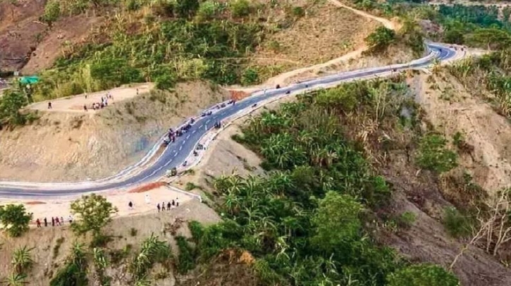 পাহাড় অক্ষত রেখে পার্বত্য এলাকার উন্নয়নের পথ খোঁজার আহ্বান