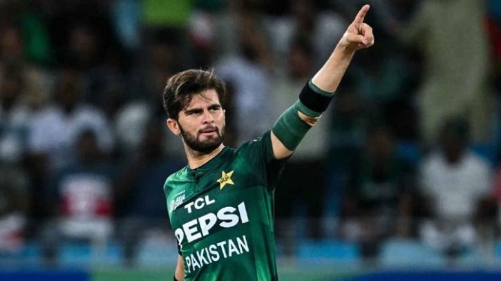 বিগ ব্যাশ থেকে ছিটকে গেলেন শাহিন আফ্রিদি