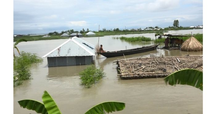 দেশের ১২ জেলায় বন্যার অবনতি