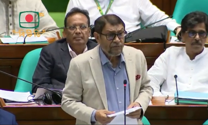 গ্রামীণ চিকিৎসা সেবায় ‘পল্লী ডাক্তার’ মডেল চালুর উদ্যোগ