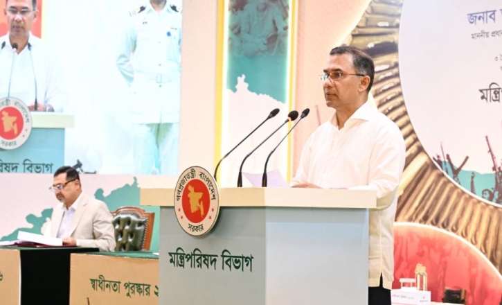 জনজীবনে শান্তি ও নিরাপত্তা ফিরিয়ে আনাই সরকারের অগ্রাধিকার : প্রধা
