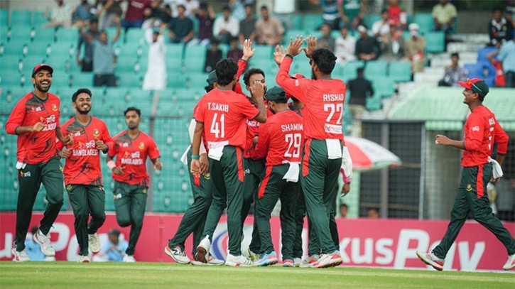 হৃদয়ের দুর্দান্ত ইনিংসে রেকর্ড জয়ে সিরিজ শুরু বাংলাদেশের