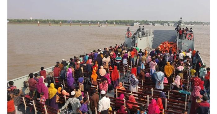 আরও ৩ হাজার রোহিঙ্গা আজ ভাসানচরে যাচ্ছেন