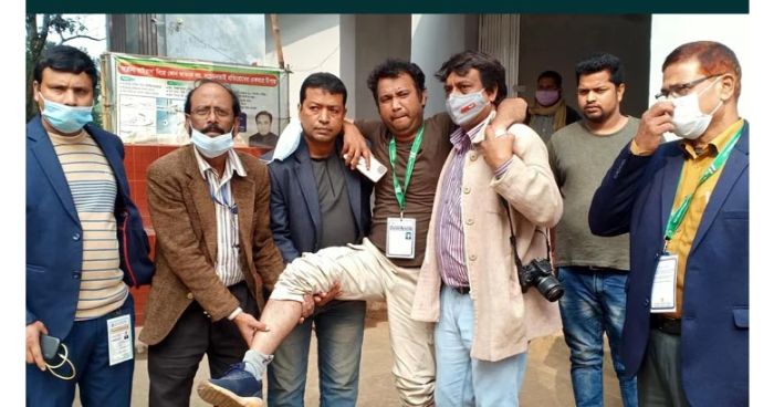 ব্যালট ছিনতাইয়ের অভিযোগে তিন ইউপি চেয়ারম্যানসহ আটক ৪