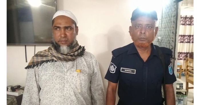 গাজীপুরে প্রধানমন্ত্রীকে নিয়ে কটূক্তি করায় গ্রেফতার ১