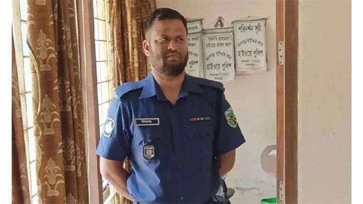 নামাজ পড়তে গিয়ে বাসচাপায় প্রাণ গেল পুলিশ কনস্টেবলের