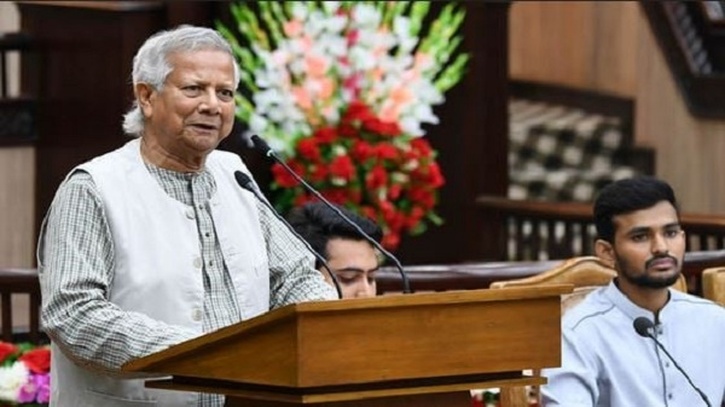 বাংলাদেশে ইউনূস সরকারের ওপর চাপ বাড়ার মধ্যেই বিক্ষোভ
