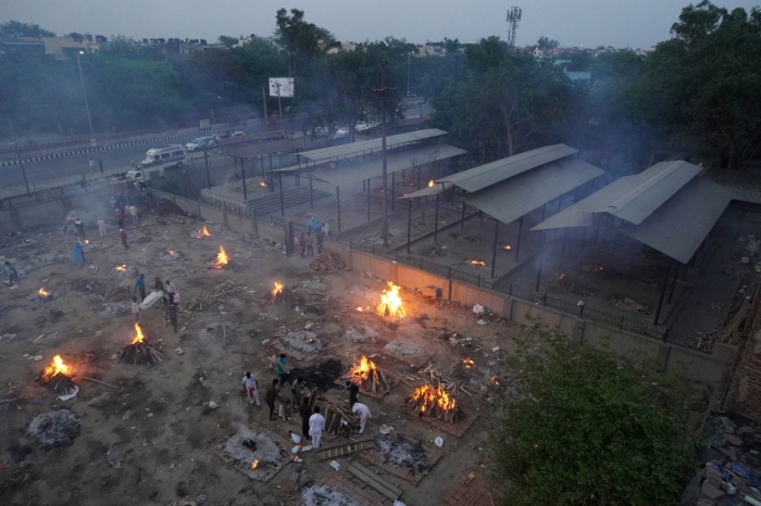 ভারতে করোনার নতুন ভেরিয়েন্টে নিয়ে বিজ্ঞানীদের সতর্কবার্তা উপেক্ষা