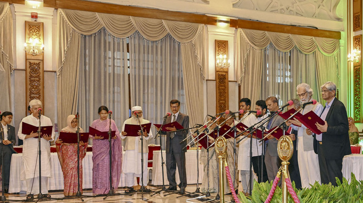 আকার বাড়ছে অন্তর্বর্তী সরকারের