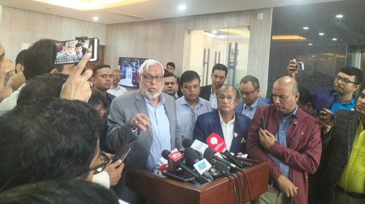 নতুন পে স্কেল বাস্তবায়ন করবে না অন্তর্বর্তী সরকার: উপদেষ্টা