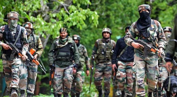জম্মু ও কাশ্মীরে ৬ দিনে গোলাগুলির ঘটনায় নিহত ৯ ভারতীয় সেনা