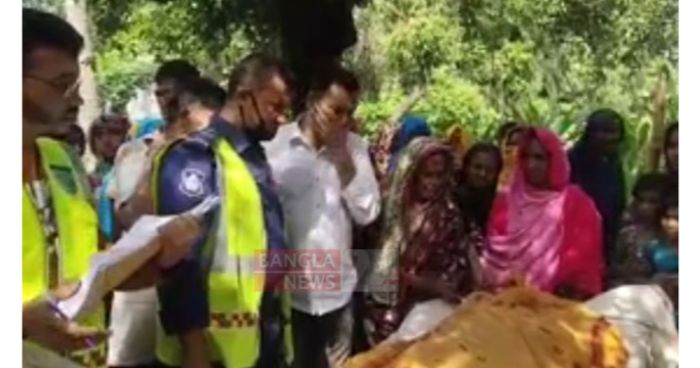 যশোরে ট্রাকের ধাক্কায় স্কুলছাত্রীসহ নিহত ২