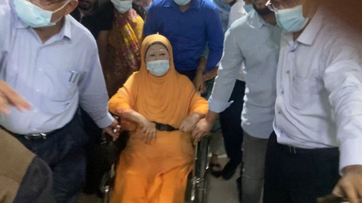  ফের  হাসপাতালে ভর্তি খালেদা জিয়া 